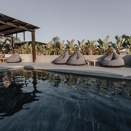 Onym Curated Villas Pláka المظهر الخارجي الصورة